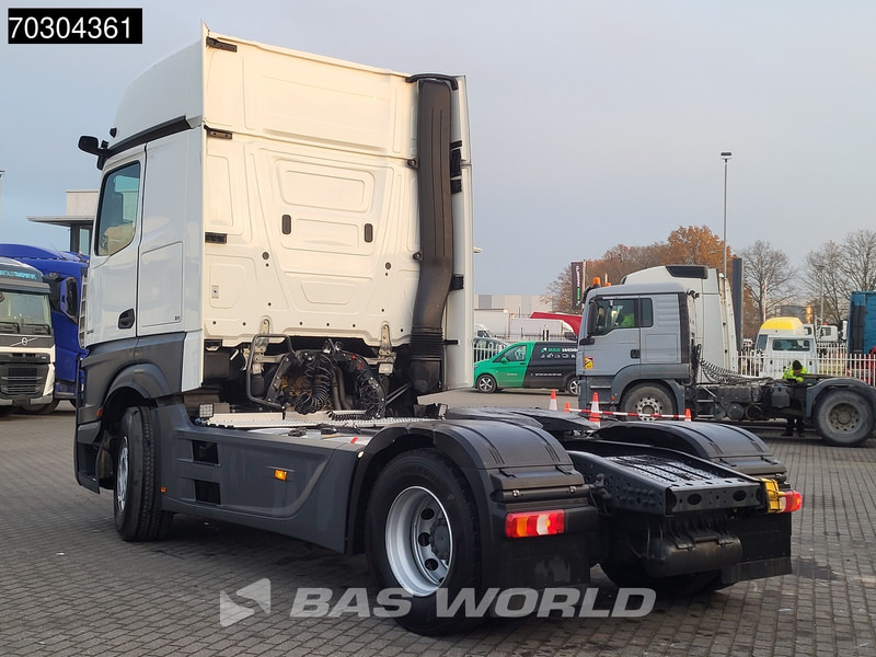 Mercedes-Benz Actros 1845 4X2 GigaSpace Retarder MirrorCam Navi Euro 6 - Tractor: foto 2 Mercedes-Benz Actros 1845 4X2 GigaSpace Retarder MirrorCam Navi Euro 6 - Tractor: foto 2