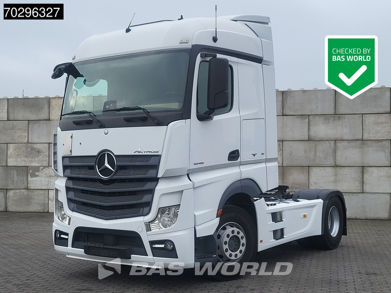Mercedes-Benz Actros 1845 Actros 4X2 StreamSpace Retarder ADR 2xTanks Euro 6 - Tractor: foto 1 Mercedes-Benz Actros 1845 Actros 4X2 StreamSpace Retarder ADR 2xTanks Euro 6 - Tractor: foto 1