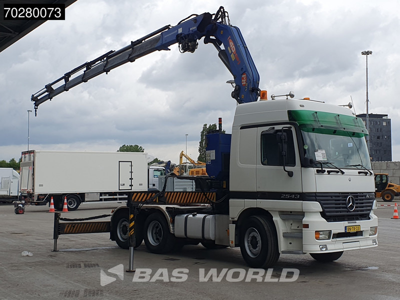 Mercedes-Benz Actros 2543 Actros 6X2 NL-Truck Liftachse 3-Pedals Kran PM 40 SP 2010 Euro 3 - Tractor: foto 3 Mercedes-Benz Actros 2543 Actros 6X2 NL-Truck Liftachse 3-Pedals Kran PM 40 SP 2010 Euro 3 - Tractor: foto 3