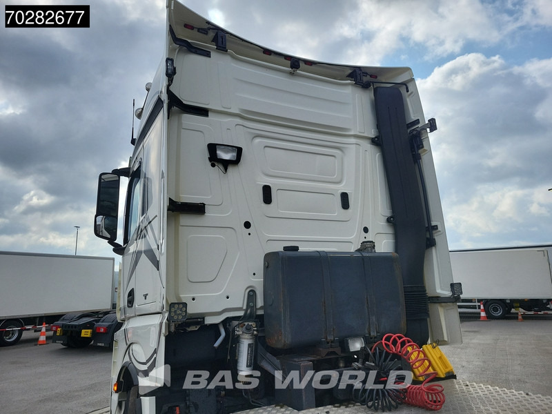 Mercedes-Benz Actros 2658 6X4 BigSpace Retarder Big-Axle Full-Air ADR Hydraulik 2x Tanks - Tractor: foto 3 Mercedes-Benz Actros 2658 6X4 BigSpace Retarder Big-Axle Full-Air ADR Hydraulik 2x Tanks - Tractor: foto 3