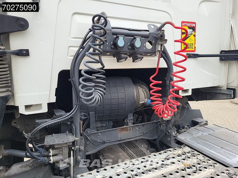 Tractor Renault T 460 4X2 2x Tanks VEB SleeperCab: foto 6