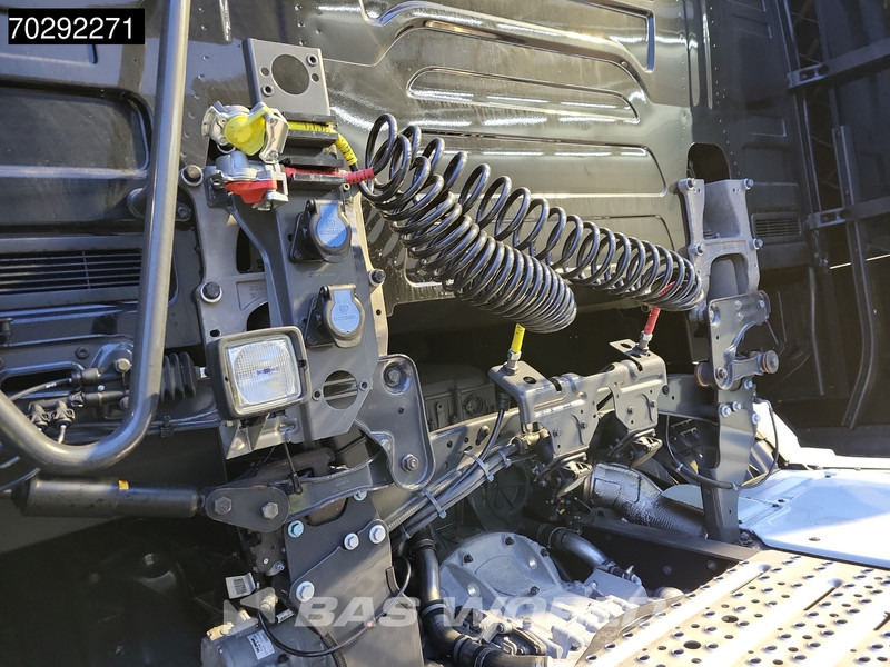 Scania S500 4X2 NEW! Full-Air Retarder Leder 2x Tanks ACC Standklima - Tractor: foto 3 Scania S500 4X2 NEW! Full-Air Retarder Leder 2x Tanks ACC Standklima - Tractor: foto 3