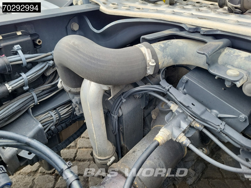 Leasing de Scania S520 S 4X2 Retarder Full-Air 2x Tanks Leder Standklima Navi ACC LED Euro 6 Scania S520 S 4X2 Retarder Full-Air 2x Tanks Leder Standklima Navi ACC LED Euro 6: foto 8