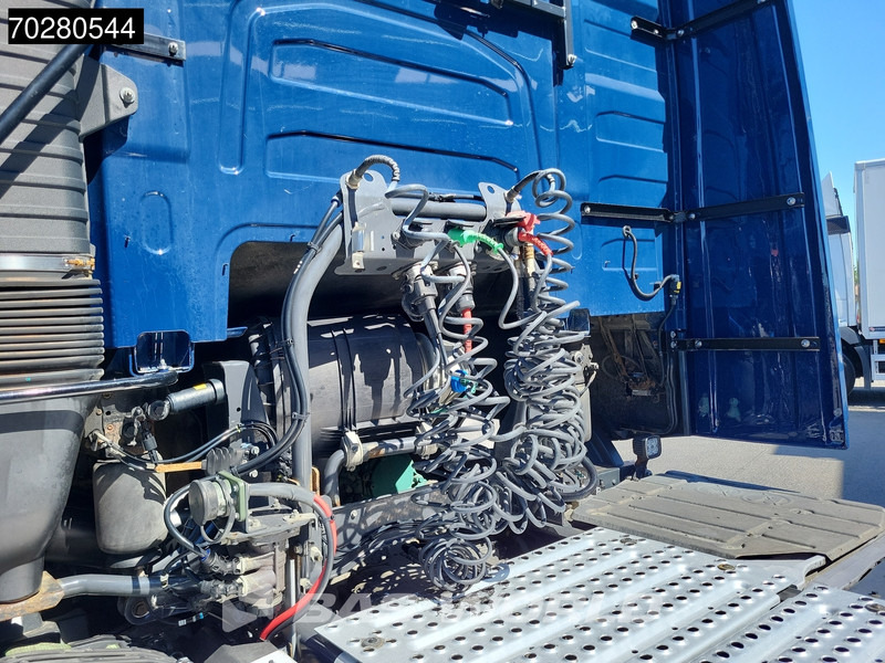 Volvo FH 460 FH 4X2 Low Mileage! VEB+ 2x Tanks - Tractor: foto 5 Volvo FH 460 FH 4X2 Low Mileage! VEB+ 2x Tanks - Tractor: foto 5
