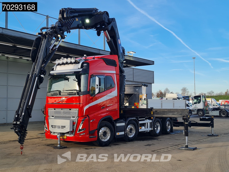 Volvo FH16 650 FH16 8X2 Tractorhead HMF 7020K-RCS Crane + Fly-Jib Lift+Steering Axle Navi ACC - Tractor: foto 5 Volvo FH16 650 FH16 8X2 Tractorhead HMF 7020K-RCS Crane + Fly-Jib Lift+Steering Axle Navi ACC - Tractor: foto 5
