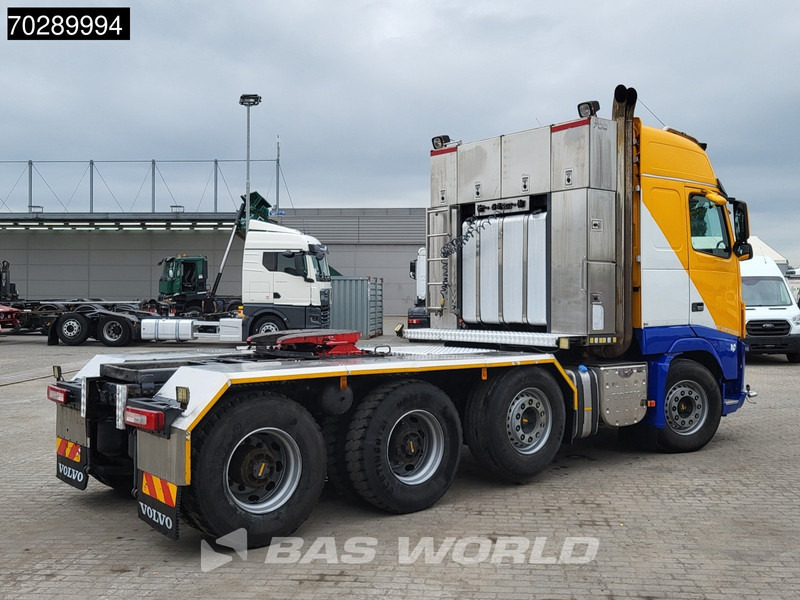 Volvo FH16 700 FH16 8X4 90T! Retarder Big-Axle Lift+Lenkachse Euro 5 - Tractor: foto 5 Volvo FH16 700 FH16 8X4 90T! Retarder Big-Axle Lift+Lenkachse Euro 5 - Tractor: foto 5