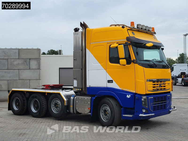 Volvo FH16 700 FH16 8X4 90T! Retarder Big-Axle Lift+Lenkachse Euro 5 - Tractor: foto 3 Volvo FH16 700 FH16 8X4 90T! Retarder Big-Axle Lift+Lenkachse Euro 5 - Tractor: foto 3