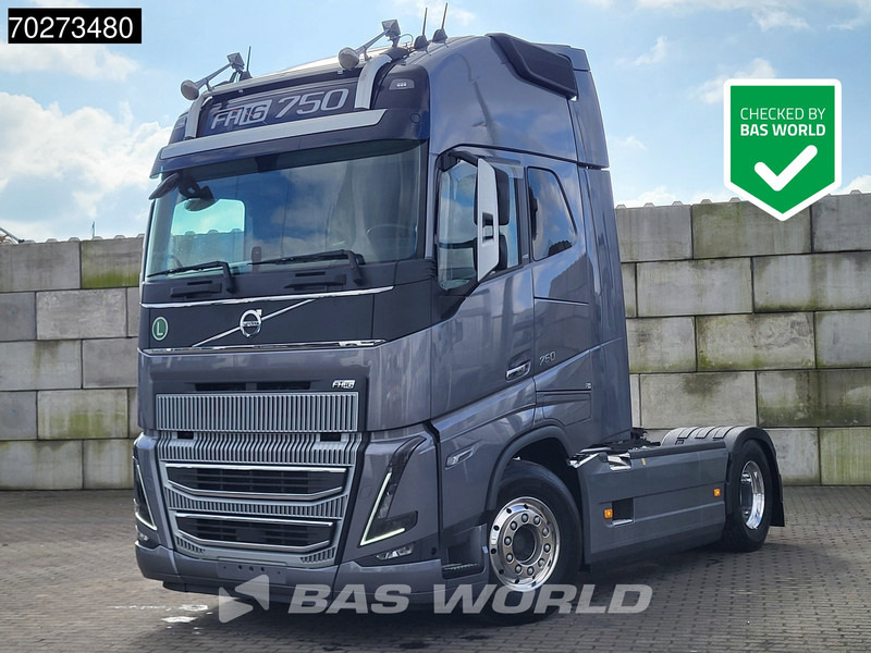 Volvo FH16 750 4X2 2x Tanks Standklima ACC Alcoa's LED - Tractor: foto 1 Volvo FH16 750 4X2 2x Tanks Standklima ACC Alcoa's LED - Tractor: foto 1