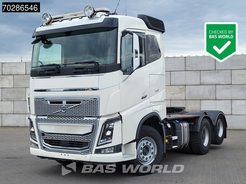 Volvo FH16 750 FH16 6X4 Retarder Big-Axle Xenon Liftaxle Euro 6 - Tractor: foto 1 Volvo FH16 750 FH16 6X4 Retarder Big-Axle Xenon Liftaxle Euro 6 - Tractor: foto 1