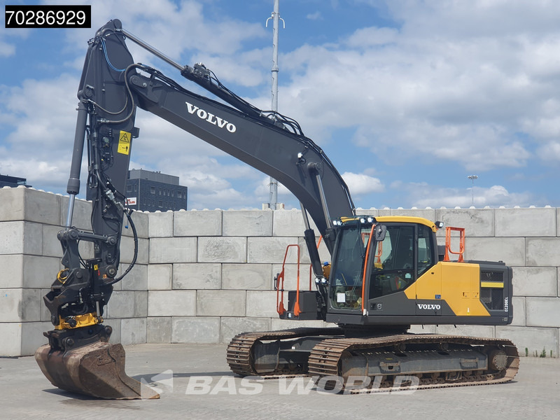 Volvo EC200 E L 3 BUCKETS - Escavadora de rastos: foto 2 Volvo EC200 E L 3 BUCKETS - Escavadora de rastos: foto 2