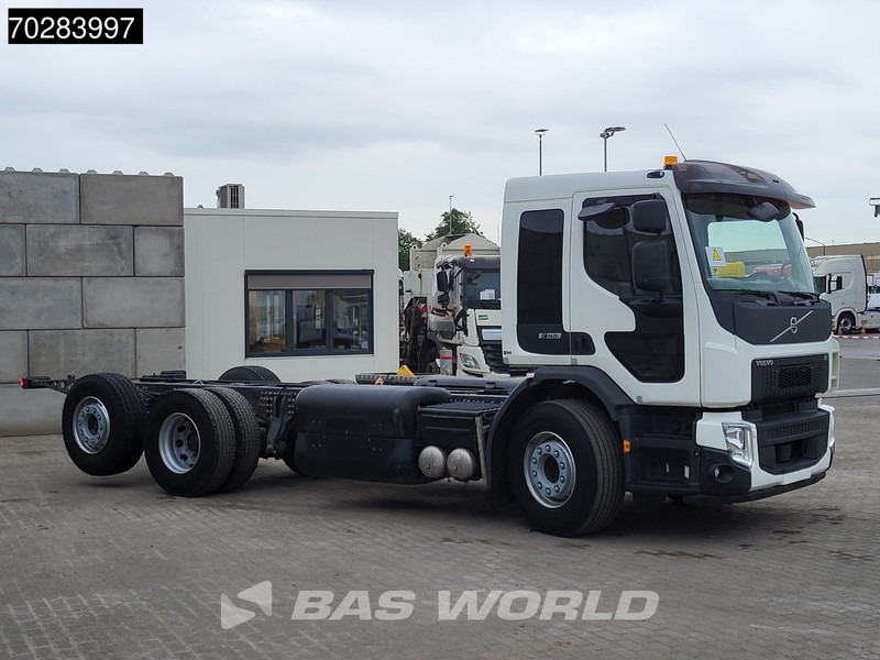 Volvo FE 320 FE 6X2 Retarder 2xTanks CNG Euro 6 - Camião chassi: foto 3 Volvo FE 320 FE 6X2 Retarder 2xTanks CNG Euro 6 - Camião chassi: foto 3