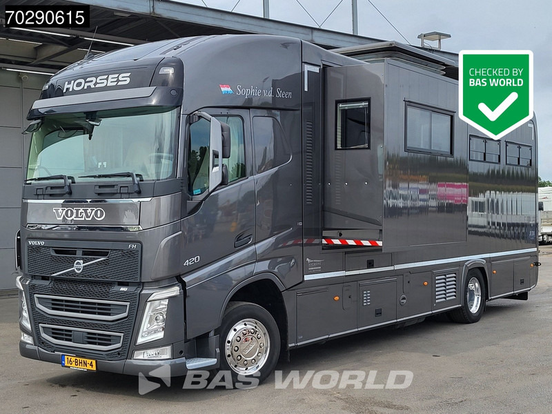 Volvo FH 420 FH 4X2 NL-Truck STX Horse truck + Living 4 Horses Navi ACC Euro 6 - Camião de transporte de cavalos: foto 1 Volvo FH 420 FH 4X2 NL-Truck STX Horse truck + Living 4 Horses Navi ACC Euro 6 - Camião de transporte de cavalos: foto 1