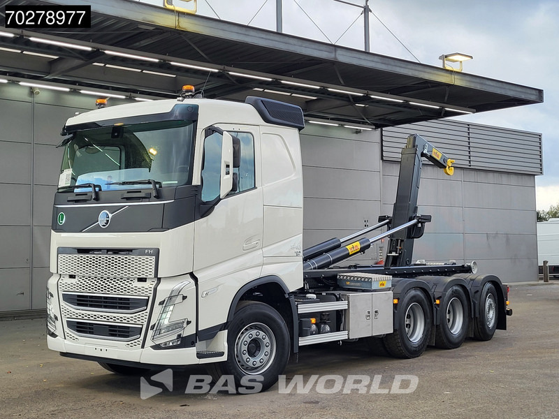 Volvo FH 540 8X4 NEW! HYVA 30-62 Heavy-Duty Lift-Steering Axle Retarder Euro 6 - Camião polibenne: foto 3 Volvo FH 540 8X4 NEW! HYVA 30-62 Heavy-Duty Lift-Steering Axle Retarder Euro 6 - Camião polibenne: foto 3