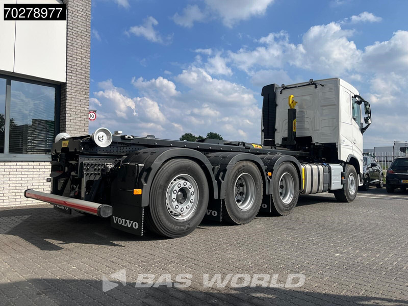 Volvo FH 540 8X4 NEW! HYVA 30-62 Heavy-Duty Lift-Steering Axle Retarder Euro 6 - Camião polibenne: foto 2 Volvo FH 540 8X4 NEW! HYVA 30-62 Heavy-Duty Lift-Steering Axle Retarder Euro 6 - Camião polibenne: foto 2