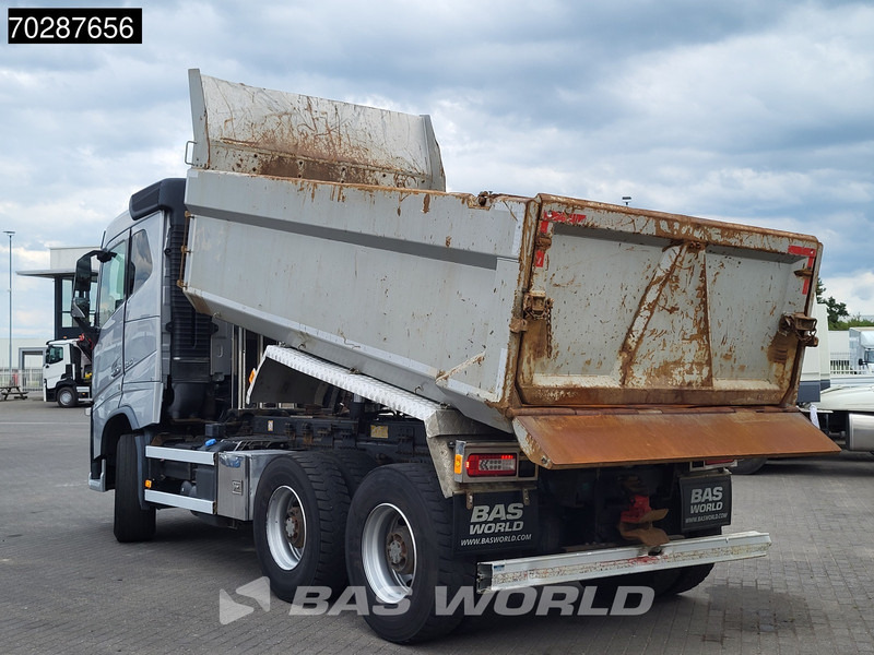 Volvo FH16 650 FH16 6X4 12m3 tipper Big-Axle Automatic Xenon Euro 6 - Camião basculante: foto 2 Volvo FH16 650 FH16 6X4 12m3 tipper Big-Axle Automatic Xenon Euro 6 - Camião basculante: foto 2