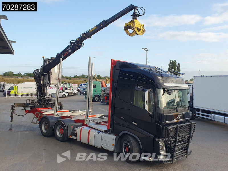 Volvo FH16 750 FH16 6X4 HIAB E96S 79 wood crane Retarder Dynamic-Steering Big-Axle Euro 6 - Camião de transporte de madeira, Camião grua: foto 3 Volvo FH16 750 FH16 6X4 HIAB E96S 79 wood crane Retarder Dynamic-Steering Big-Axle Euro 6 - Camião de transporte de madeira, Camião grua: foto 3