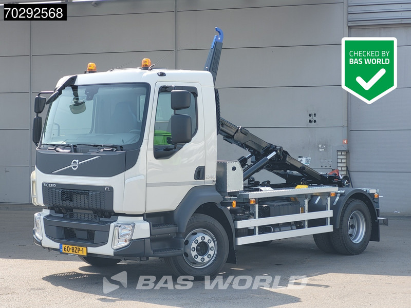 Volvo FL 240 4X2 NEW 2023 registration NL-Truck 8tons hooklift Abrollkipper Manual Euro 6 - Camião polibenne: foto 1 Volvo FL 240 4X2 NEW 2023 registration NL-Truck 8tons hooklift Abrollkipper Manual Euro 6 - Camião polibenne: foto 1