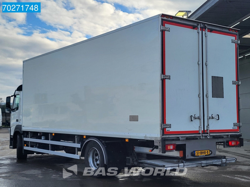 Volvo FM 330 4X2 NL-Truck Carrier Supra 850 Silent Ladebordwand Euro 6 - Camião frigorífico: foto 2 Volvo FM 330 4X2 NL-Truck Carrier Supra 850 Silent Ladebordwand Euro 6 - Camião frigorífico: foto 2