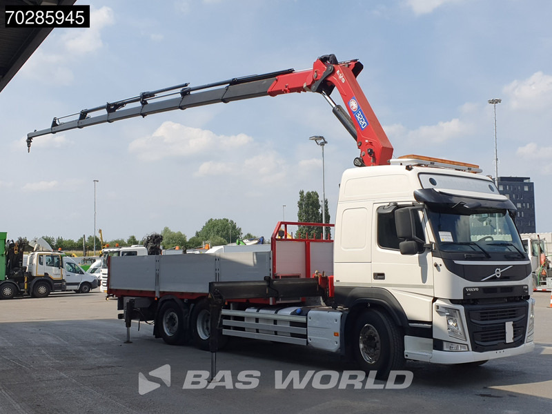 Volvo FM 500 6X2 HMF 3220-K7 Crane Kran Lift-Steering Axle Euro 6 - Camião de caixa aberta/ Plataforma, Camião grua: foto 3 Volvo FM 500 6X2 HMF 3220-K7 Crane Kran Lift-Steering Axle Euro 6 - Camião de caixa aberta/ Plataforma, Camião grua: foto 3