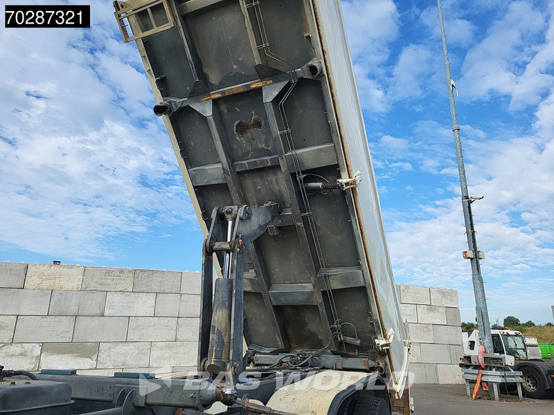 Volvo FMX 410 8X4 13m3 Marrel Tipper SteelSuspension 2-Side Kipper BigAxle Euro 5 - Camião basculante: foto 3 Volvo FMX 410 8X4 13m3 Marrel Tipper SteelSuspension 2-Side Kipper BigAxle Euro 5 - Camião basculante: foto 3