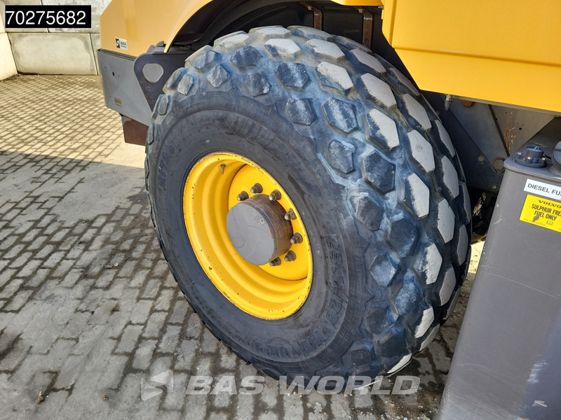 Rolo Volvo SD135: foto 18