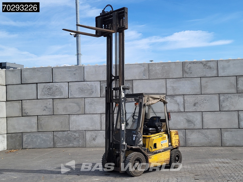 Yale GDP25 PF - Empilhadeira a diesel: foto 2 Yale GDP25 PF - Empilhadeira a diesel: foto 2
