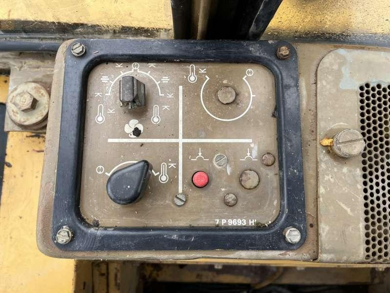 Pá carregadoras de rastos Caterpillar 953: foto 49