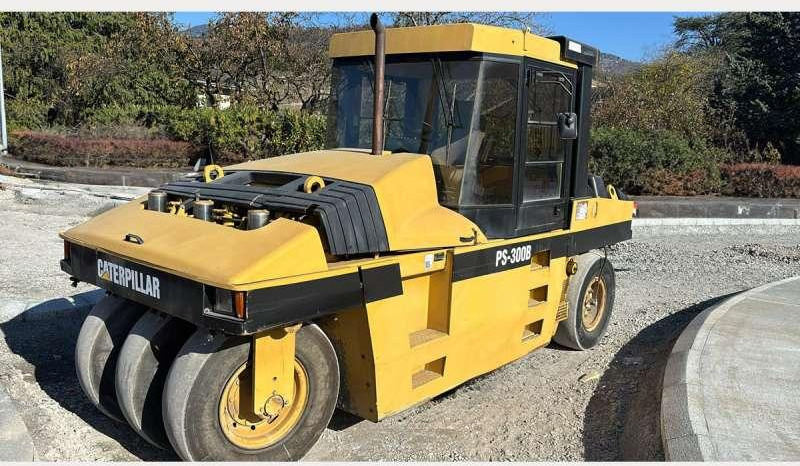 Caterpillar PS300B - Compactador de pneus: foto 2 Caterpillar PS300B - Compactador de pneus: foto 2