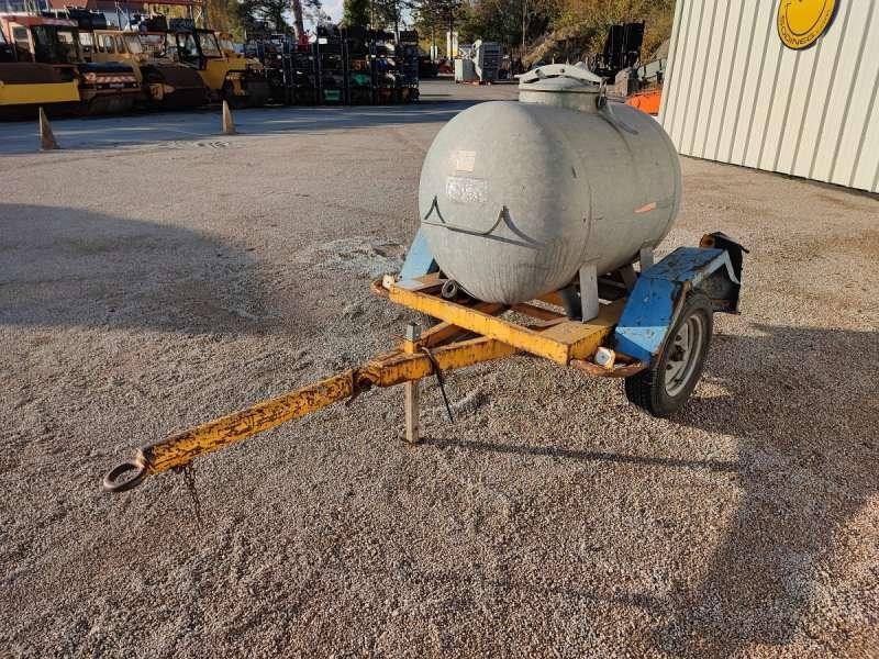 Courant 500 LITRES A EAU - Tanque: foto 2 Courant 500 LITRES A EAU - Tanque: foto 2