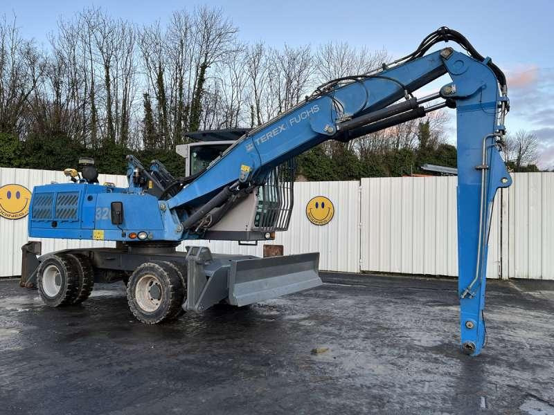 Fuchs MHL320 - Manipulador de material: foto 2 Fuchs MHL320 - Manipulador de material: foto 2