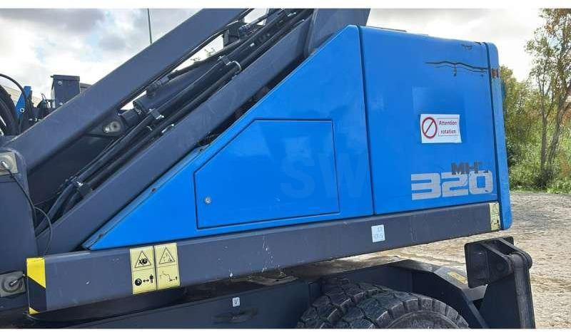 Fuchs MHL320F - Manipulador de material: foto 3 Fuchs MHL320F - Manipulador de material: foto 3