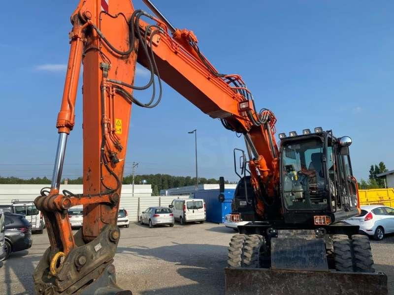 Hitachi ZX170W-5B - Escavadeira de rodas: foto 4 Hitachi ZX170W-5B - Escavadeira de rodas: foto 4