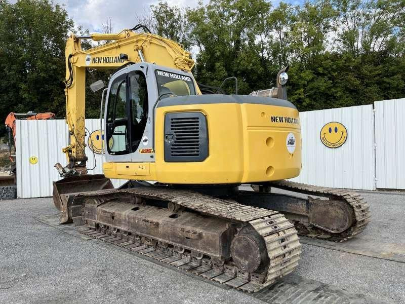 Kobelco SK235SRNLC-1ES - Escavadora de rastos: foto 4 Kobelco SK235SRNLC-1ES - Escavadora de rastos: foto 4