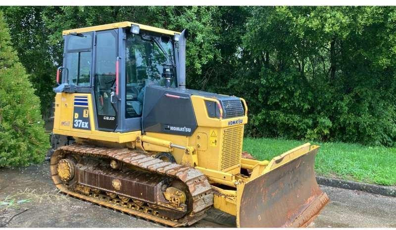 Komatsu D37EX - Buldôzer: foto 1 Komatsu D37EX - Buldôzer: foto 1