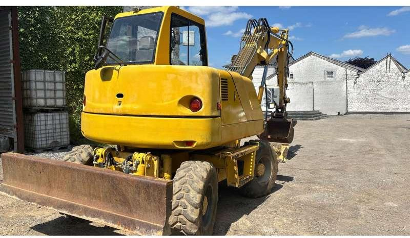 Komatsu PW75 - Escavadeira de rodas: foto 3 Komatsu PW75 - Escavadeira de rodas: foto 3