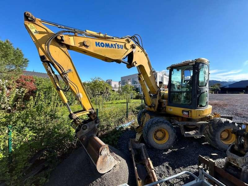 Komatsu PW98MR-6 - Escavadeira de rodas: foto 1 Komatsu PW98MR-6 - Escavadeira de rodas: foto 1