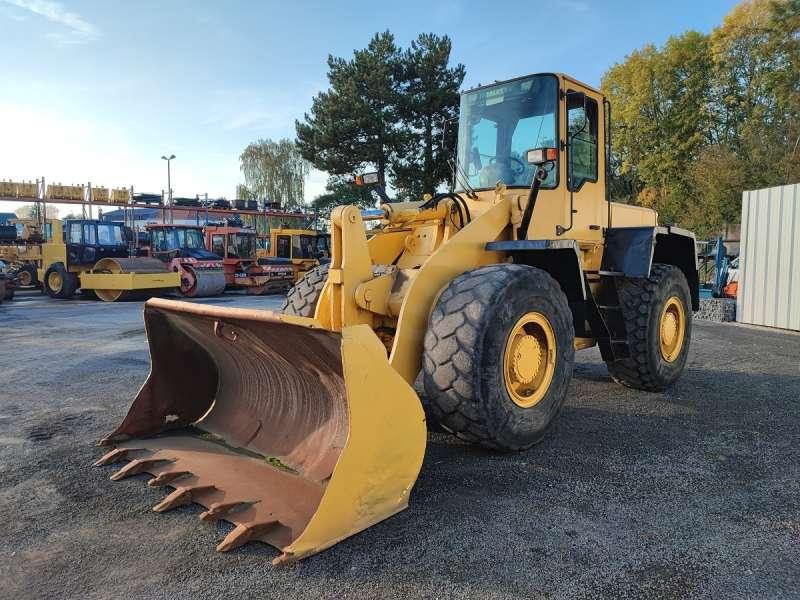 Komatsu WA270-3 - Pá carregadora de rodas: foto 2 Komatsu WA270-3 - Pá carregadora de rodas: foto 2