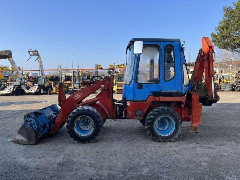 Kubota R520 - Retroescavadeira: foto 4 Kubota R520 - Retroescavadeira: foto 4
