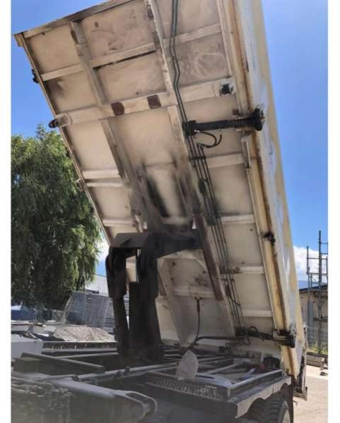 Camião basculante MAN GRUE F2000: foto 7
