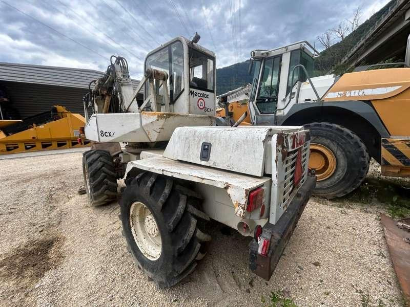 Leasing de Mecalac 8CXI Mecalac 8CXI: foto 14