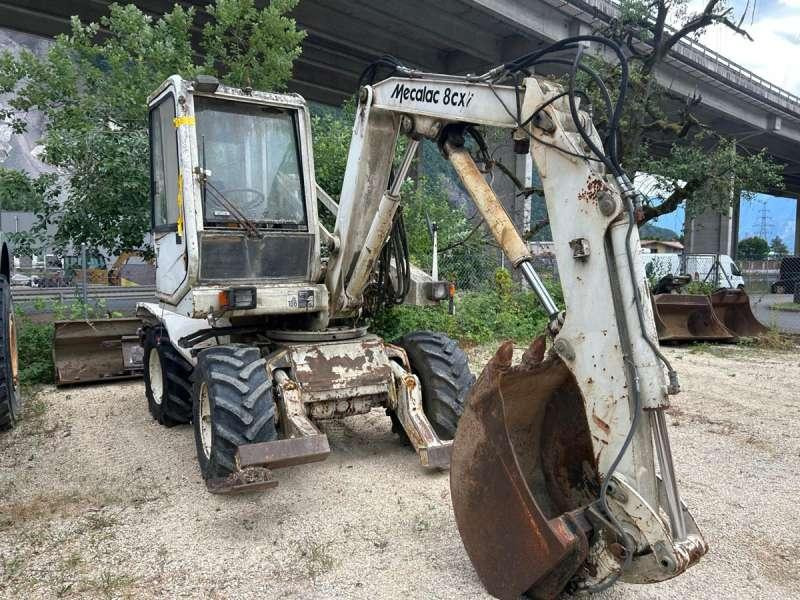 Leasing de Mecalac 8CXI Mecalac 8CXI: foto 18