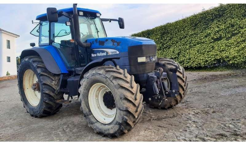 New Holland TM190 - Trator: foto 2 New Holland TM190 - Trator: foto 2