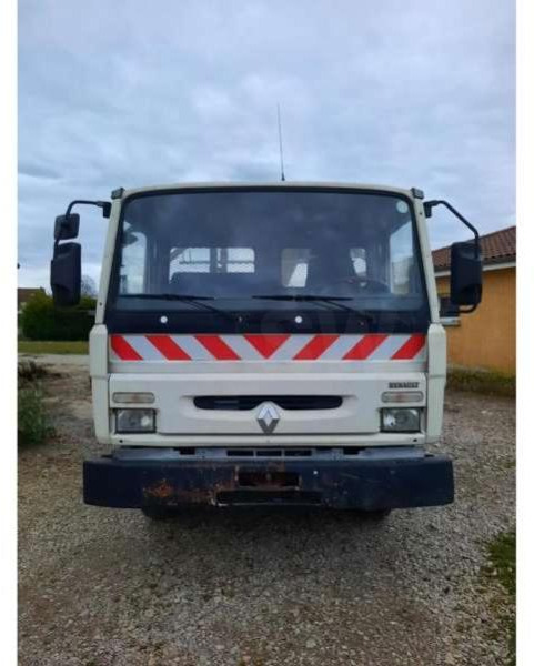 Renault 4X2 - Camião basculante: foto 3 Renault 4X2 - Camião basculante: foto 3