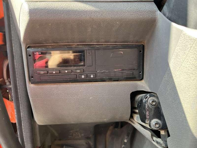 Caminhão tanque Renault MIDLUM 180 DCI: foto 47