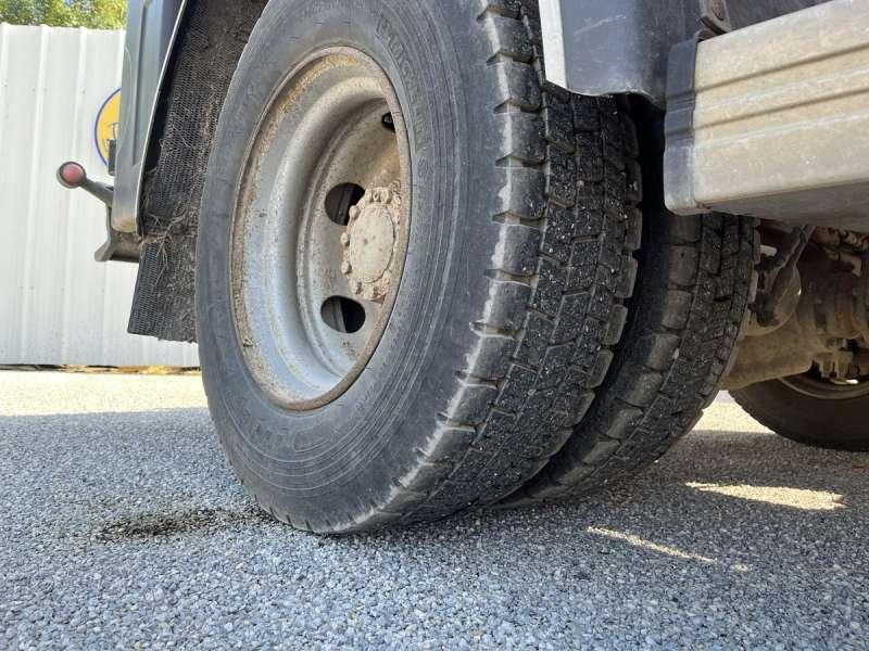 Caminhão tanque Renault MIDLUM 180 DCI: foto 16