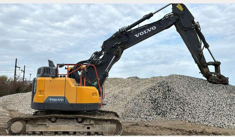 Volvo ECR235EL - Escavadora de rastos: foto 2 Volvo ECR235EL - Escavadora de rastos: foto 2