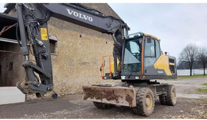 Volvo EW180E - Escavadeira de rodas: foto 1 Volvo EW180E - Escavadeira de rodas: foto 1