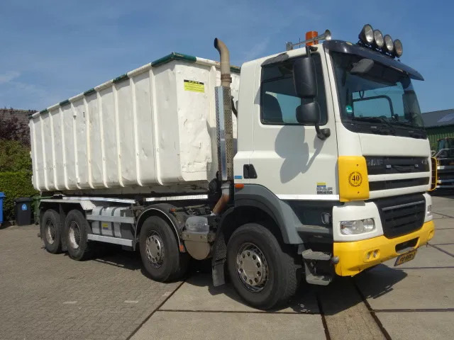 DAF CF 410 8X4 NCH CONTAINER SYSTEEM 32 TON 90 graden silo containers,25 CUB CONTAINER - Camião com sistema de cabo: foto 2 DAF CF 410 8X4 NCH CONTAINER SYSTEEM 32 TON 90 graden silo containers,25 CUB CONTAINER - Camião com sistema de cabo: foto 2