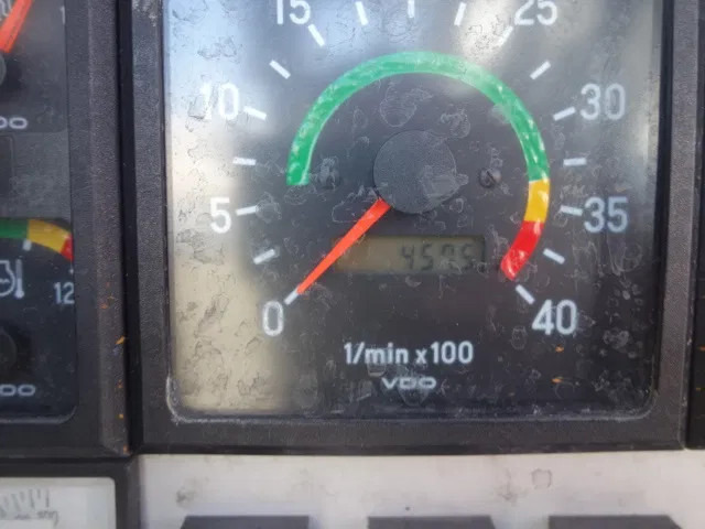 MAN 15 224-with winch 2500liter tank manual gearbox ,ziegler pomp - Carro de bombeiro: foto 5 MAN 15 224-with winch 2500liter tank manual gearbox ,ziegler pomp - Carro de bombeiro: foto 5