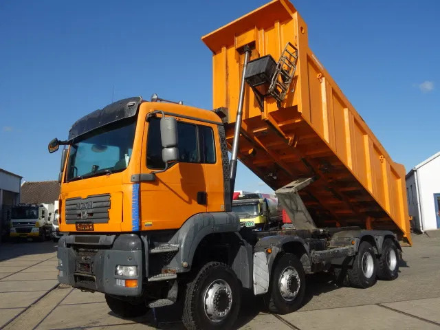 MAN TGA 41-440 8X6 MANUAL GEARBOX 22M3 MEILLER TIPPER - Camião basculante: foto 1 MAN TGA 41-440 8X6 MANUAL GEARBOX 22M3 MEILLER TIPPER - Camião basculante: foto 1